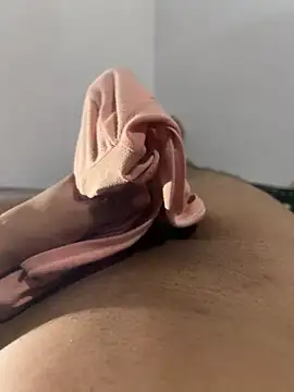 Yolngg online show from 10/13/25, 06:02