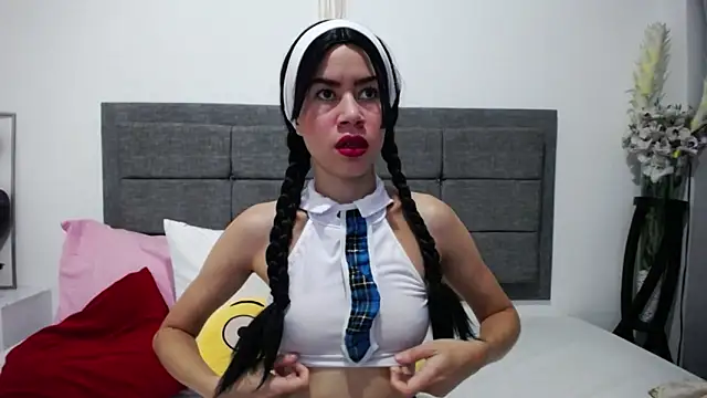 Snapshot of Vicky_Love_ chatting on 02/22/25, 10:40 Vicky Love online show from 02/22/25, 10:40