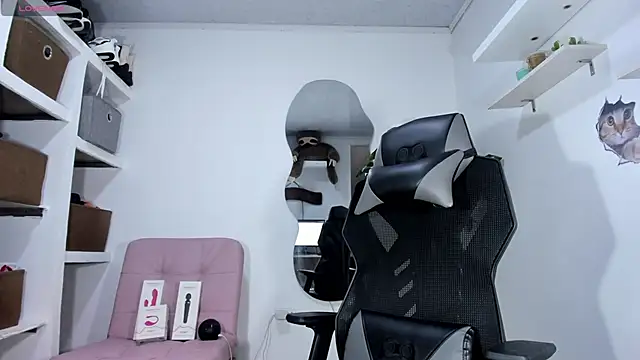 emily palmeer online show from 09/27/25, 11:04