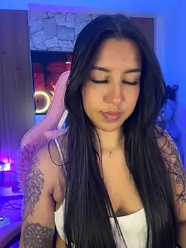 Tamara Roberts1 online show from 11/10/25, 02:32