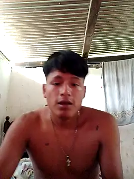 Snapshot of Huebolocko chatting on 01/16/25, 04:28 Huebolocko online show from 01/16/25, 04:28