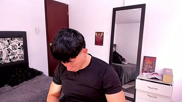 Snapshot of setsuna10 chatting on 02/25/25, 07:47 setsuna10 online show from 02/25/25, 07:47