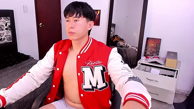 Snapshot of setsuna10 chatting on 03/08/25, 12:44 setsuna10 online show from 03/08/25, 12:44