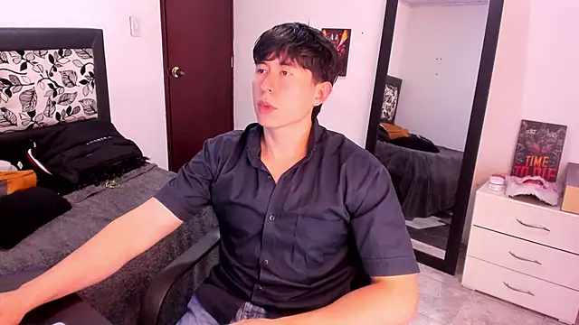 Snapshot of setsuna10 chatting on 03/21/25, 07:57 setsuna10 online show from 03/21/25, 07:57