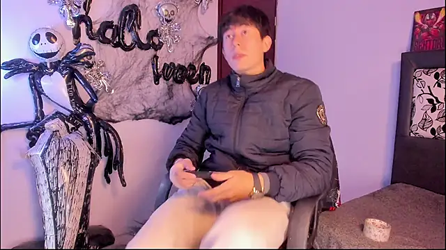 Snapshot of setsuna10 chatting on 10/30/25, 01:29 setsuna10 online show from 10/30/25, 01:29