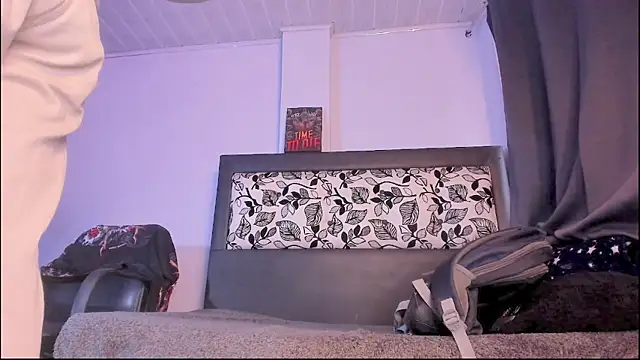 Snapshot of setsuna10 chatting on 11/15/25, 10:15 setsuna10 online show from 11/15/25, 10:15