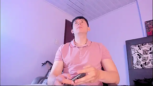 Snapshot of setsuna10 chatting on 11/18/25, 11:59 setsuna10 online show from 11/18/25, 11:59