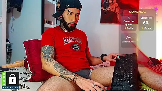 Snapshot of Diilanhott chatting on 02/03/25, 10:32 Diilanhott online show from 02/03/25, 10:32