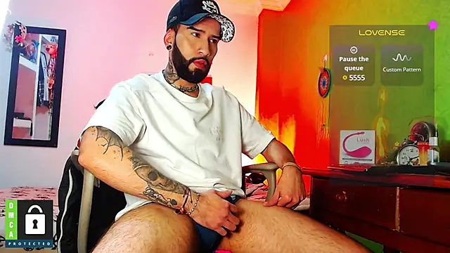 Snapshot of Diilanhott chatting on 02/05/25, 11:50 Diilanhott online show from 02/05/25, 11:50