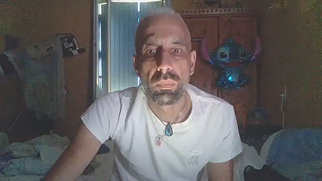 arrow13680 online show from 10/27/25, 02:21