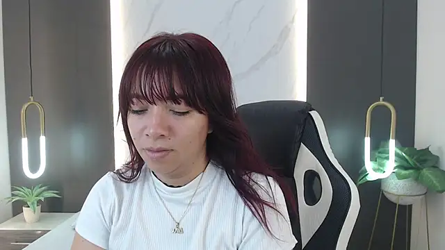 Snapshot of alma_fenix chatting on 01/10/25, 12:15 alma fenix online show from 01/10/25, 12:15