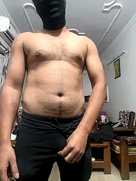 Snapshot of John_desihunk chatting on 11/11/25, 06:19 John desihunk online show from 11/11/25, 06:19