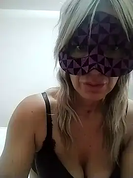 porcedda38 online show from 12/13/24, 01:01