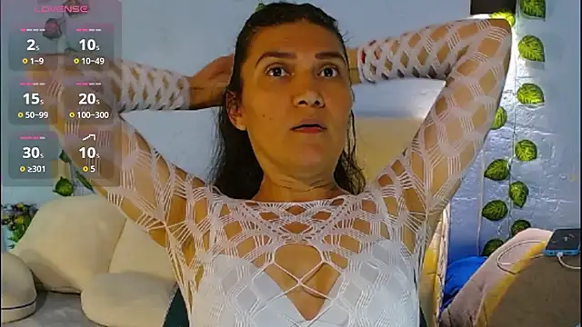 venus swet  online show from 10/17/25, 12:14