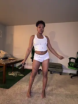 RainFallzxxz online show from 11/10/25, 11:20