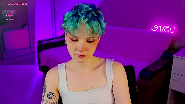 School Love online show from 12/09/24, 01:13