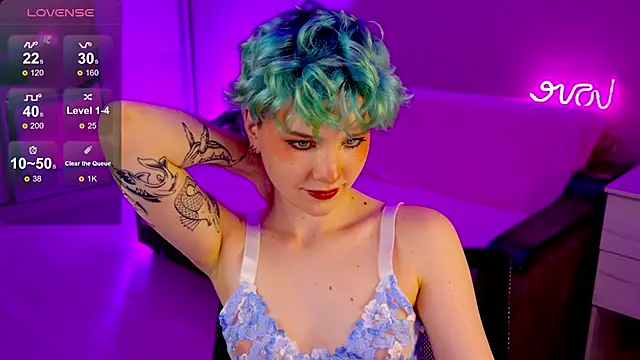 School Love online show from 12/11/24, 04:20