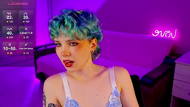 School Love online show from 12/11/24, 07:25