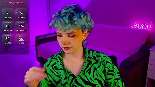 School Love online show from 12/13/24, 01:12