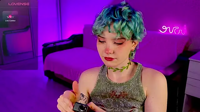 School Love online show from 12/27/24, 01:18