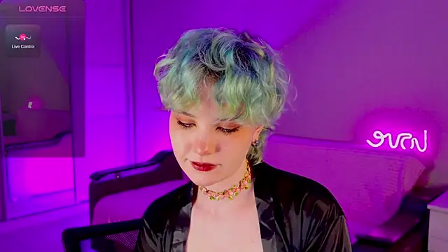 School Love online show from 01/12/25, 04:08