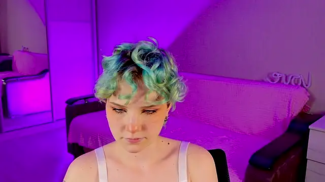 School Love online show from 01/16/25, 01:14