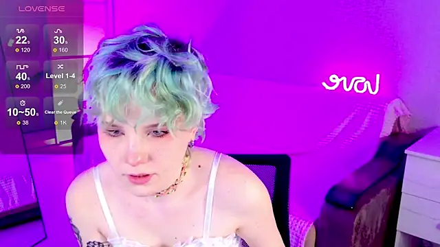 School Love online show from 01/24/25, 01:03