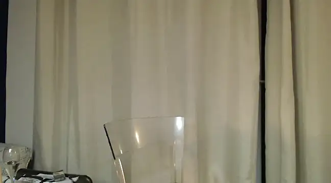 Ladystargazer1966 online show from 02/01/25, 01:02