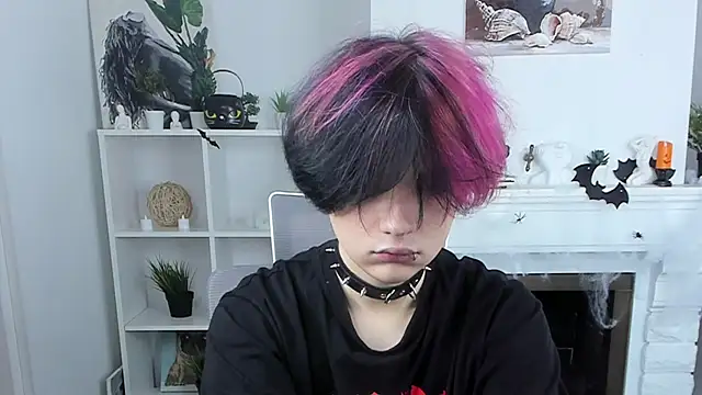 Justin Care online show from 10/26/25, 12:22