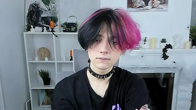 Justin Care online show from 10/28/25, 01:03