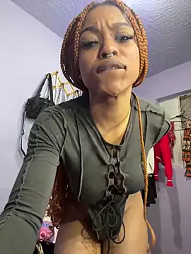 Snapshot of Melany_Williams chatting on 02/02/25, 12:30 Melany Williams online show from 02/02/25, 12:30