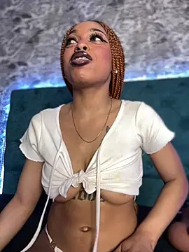 Snapshot of Melany_Williams chatting on 02/06/25, 04:47 Melany Williams online show from 02/06/25, 04:47