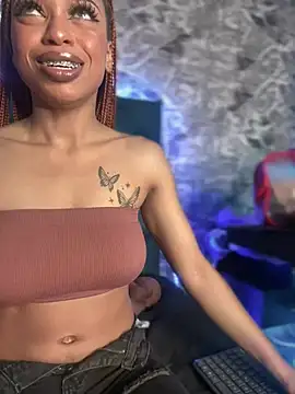 Snapshot of Melany_Williams chatting on 02/13/25, 02:09 Melany Williams online show from 02/13/25, 02:09