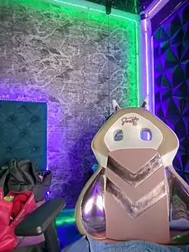 Snapshot of Melany_Williams chatting on 09/19/25, 12:50 Melany Williams online show from 09/19/25, 12:50