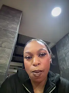 Snapshot of Melany_Williams chatting on 11/22/25, 12:53 Melany Williams online show from 11/22/25, 12:53