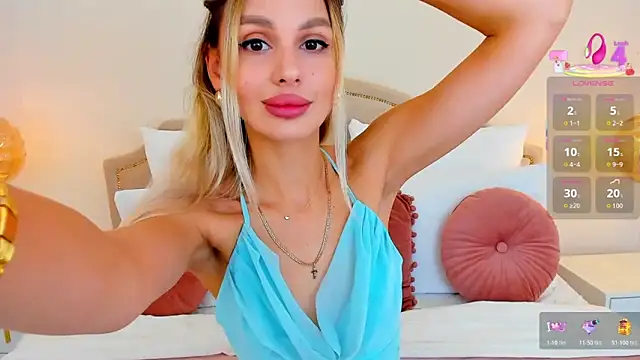 MissLoou online show from 10/18/25, 05:10