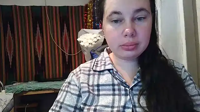 Snapshot of Cora_Maro chatting on 09/25/25, 02:15 Cora Maro online show from 09/25/25, 02:15