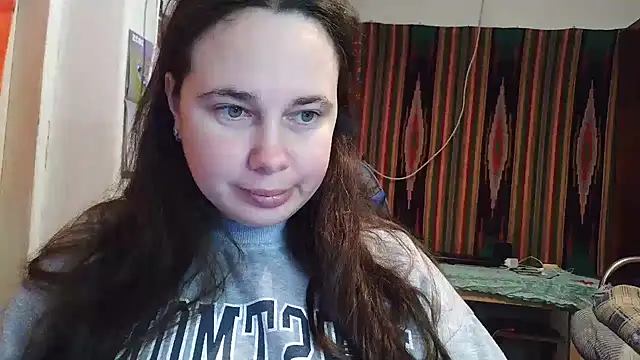 Cora Maro online show from 10/18/25, 11:55