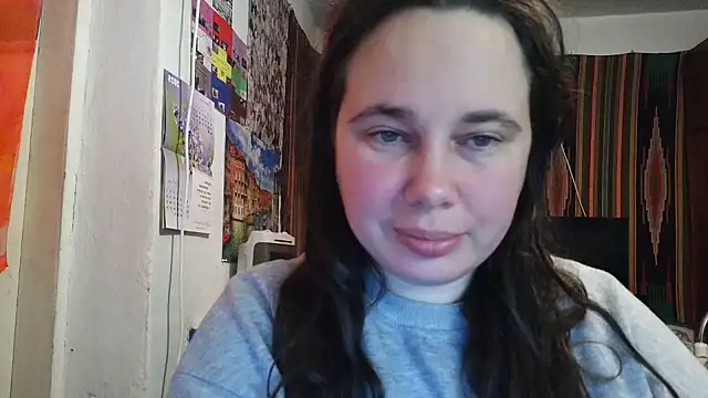 Cora Maro online show from 10/28/25, 12:09