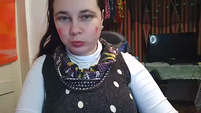 Cora Maro online show from 11/04/25, 12:37