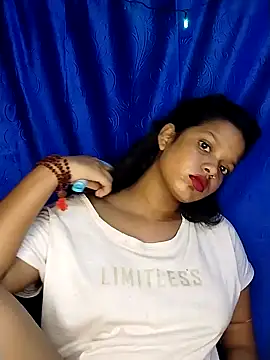 Snapshot of IAMNOTI chatting on 09/20/25, 05:03 IAMNOTI online show from 09/20/25, 05:03