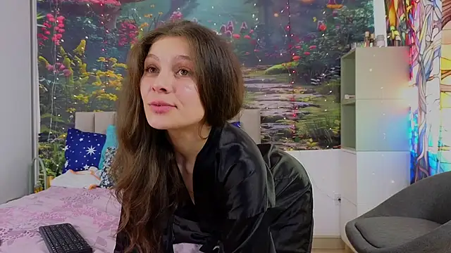 Snapshot of MadameDeFeu chatting on 01/23/25, 12:19 MadameDeFeu online show from 01/23/25, 12:19