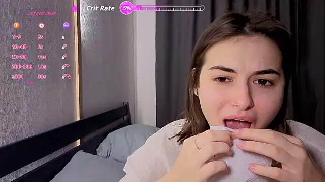 AmiCumOn online show from 11/17/25, 09:26