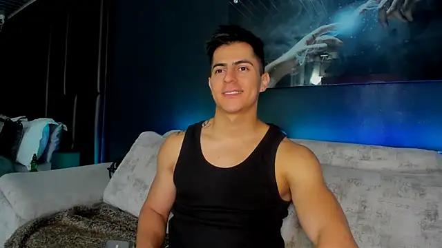 Snapshot of Crhis_N_Derek chatting on 02/07/25, 12:53 Crhis N Derek online show from 02/07/25, 12:53