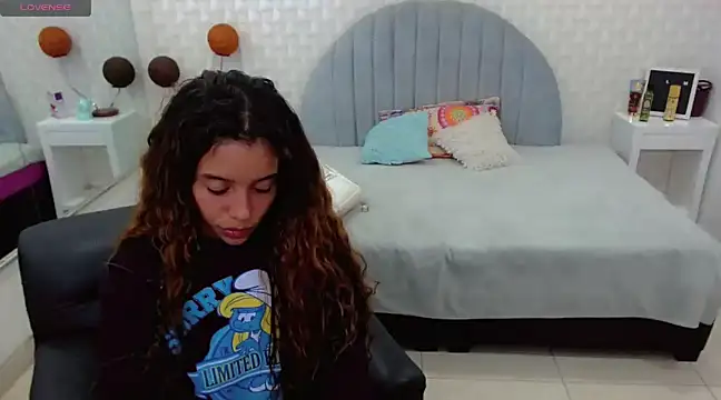 Snapshot of charlotte_0309 chatting on 01/07/25, 12:34 charlotte 0309 online show from 01/07/25, 12:34