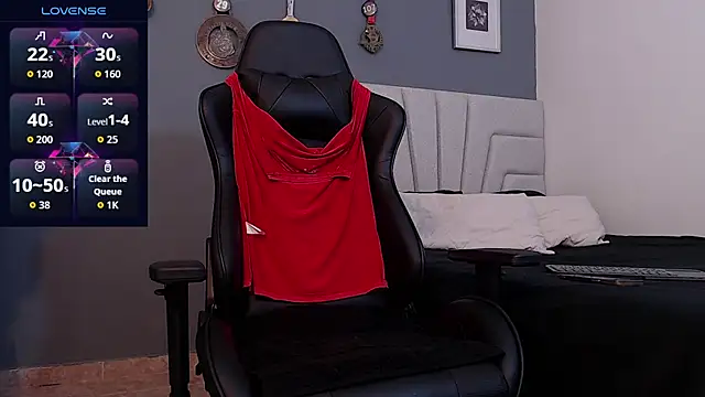 AndyBlass online show from 10/15/25, 09:04