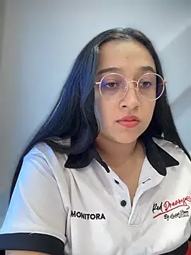 cata megan online show from 02/13/25, 12:21