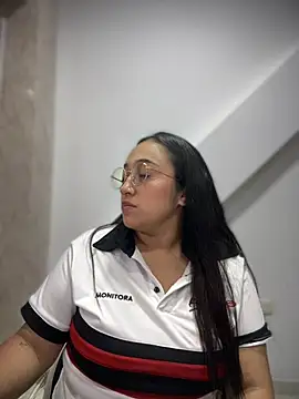 cata megan online show from 02/21/25, 07:45