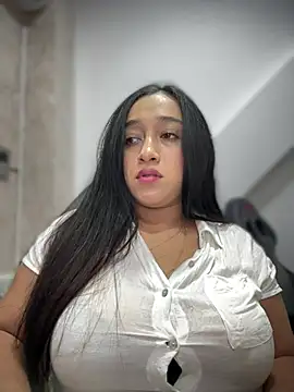 cata megan online show from 03/10/25, 12:18