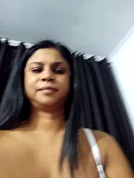 Snapshot of Sensual_indian7 chatting on 10/04/25, 12:19 Sensual indian7 online show from 10/04/25, 12:19
